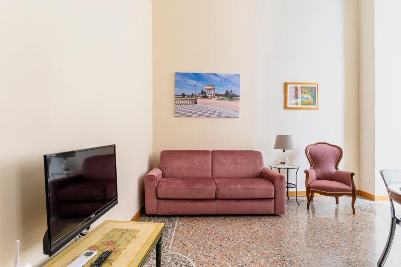 Livorno Central Flat-2 Min Walk The Cathedral! Extérieur photo